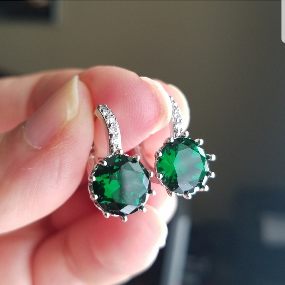 Swarovski Elements Emerald Earrings NEW